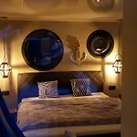 Riverloft I Botel