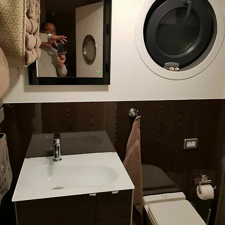 Riverloft I ספינת מלון 3*