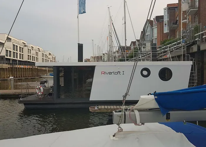 Riverloft I Πλωτό κατάλυμα