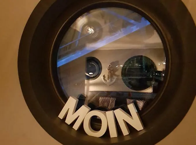 Riverloft I Πλωτό κατάλυμα 3*